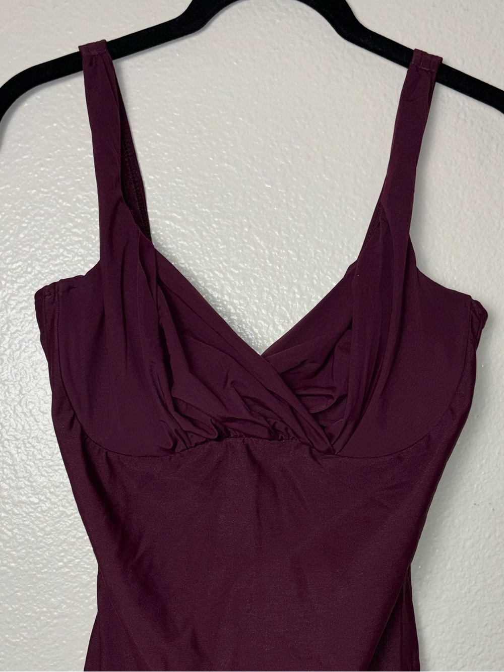 Magicsuit One-Piece Swimsuit Surplice Crossover Neckline Faux Wrap size 12 plum - Picture 6 of 16